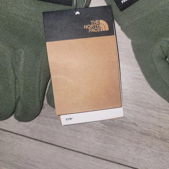 The North Face Etip™ Heavyweight Fleece Glove Size Medium - Picture 5 of 10